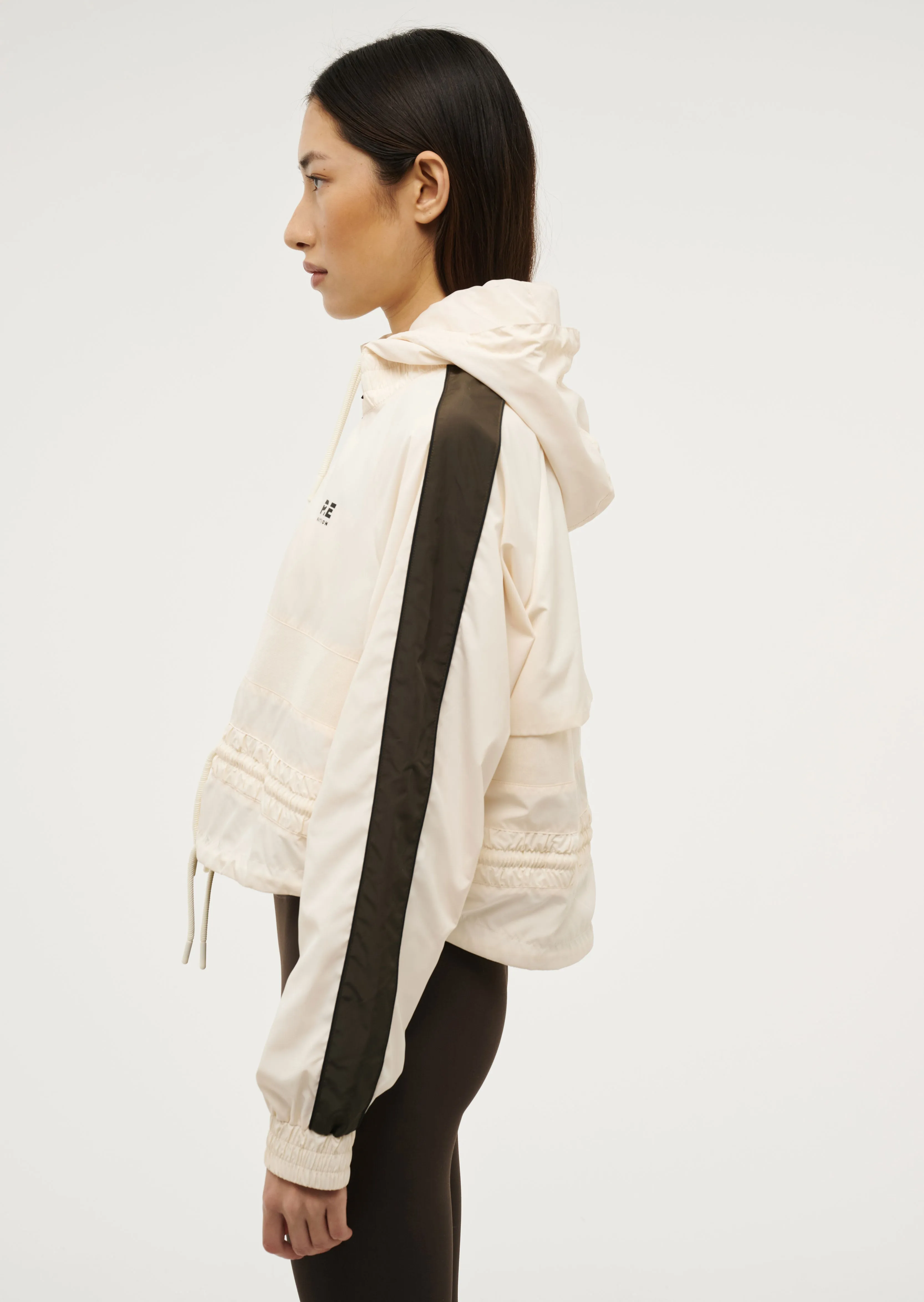 CROPPED MAN DOWN JACKET IN WHISPER WHITE