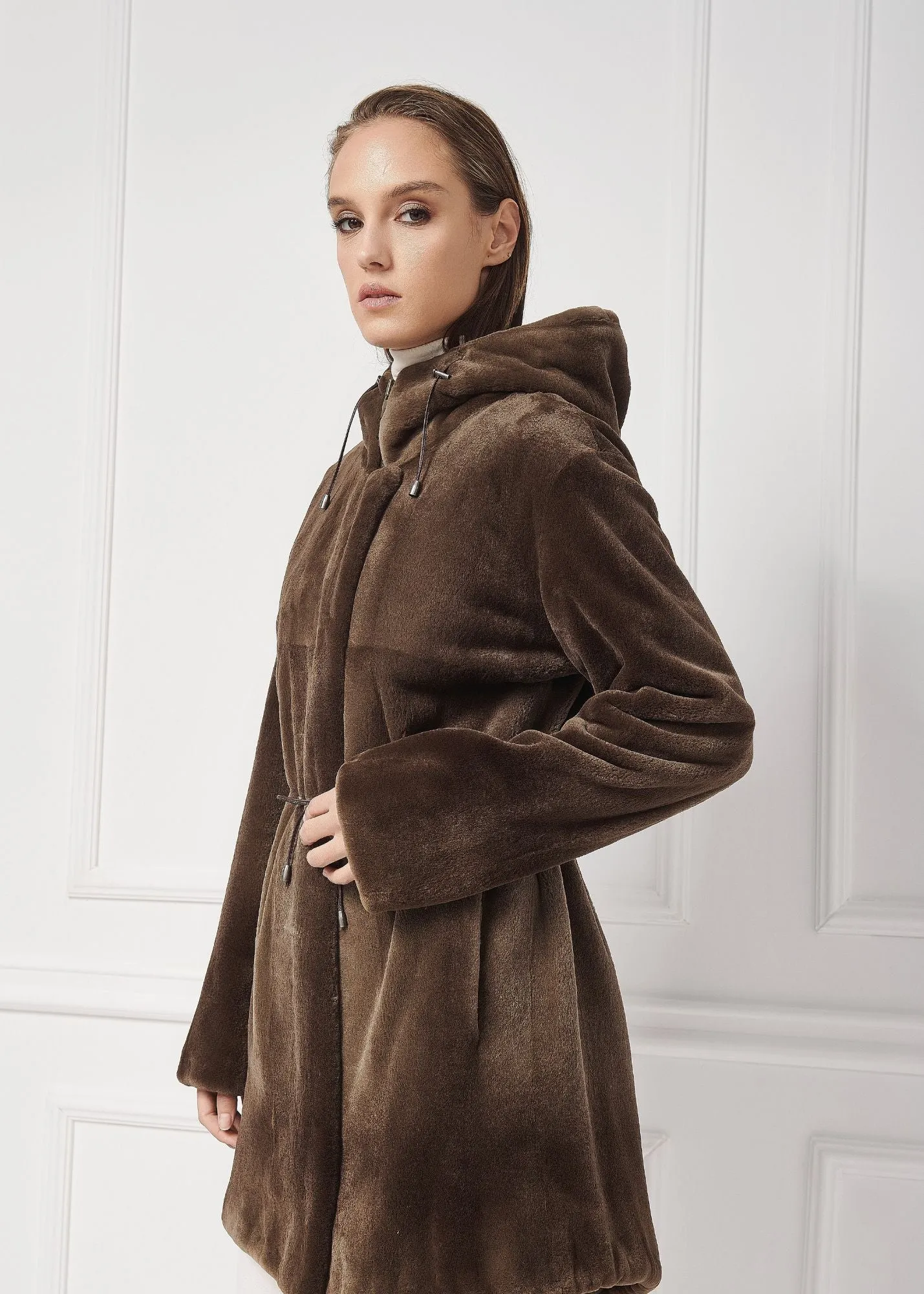 Hooded parka jacket made of sheared mink