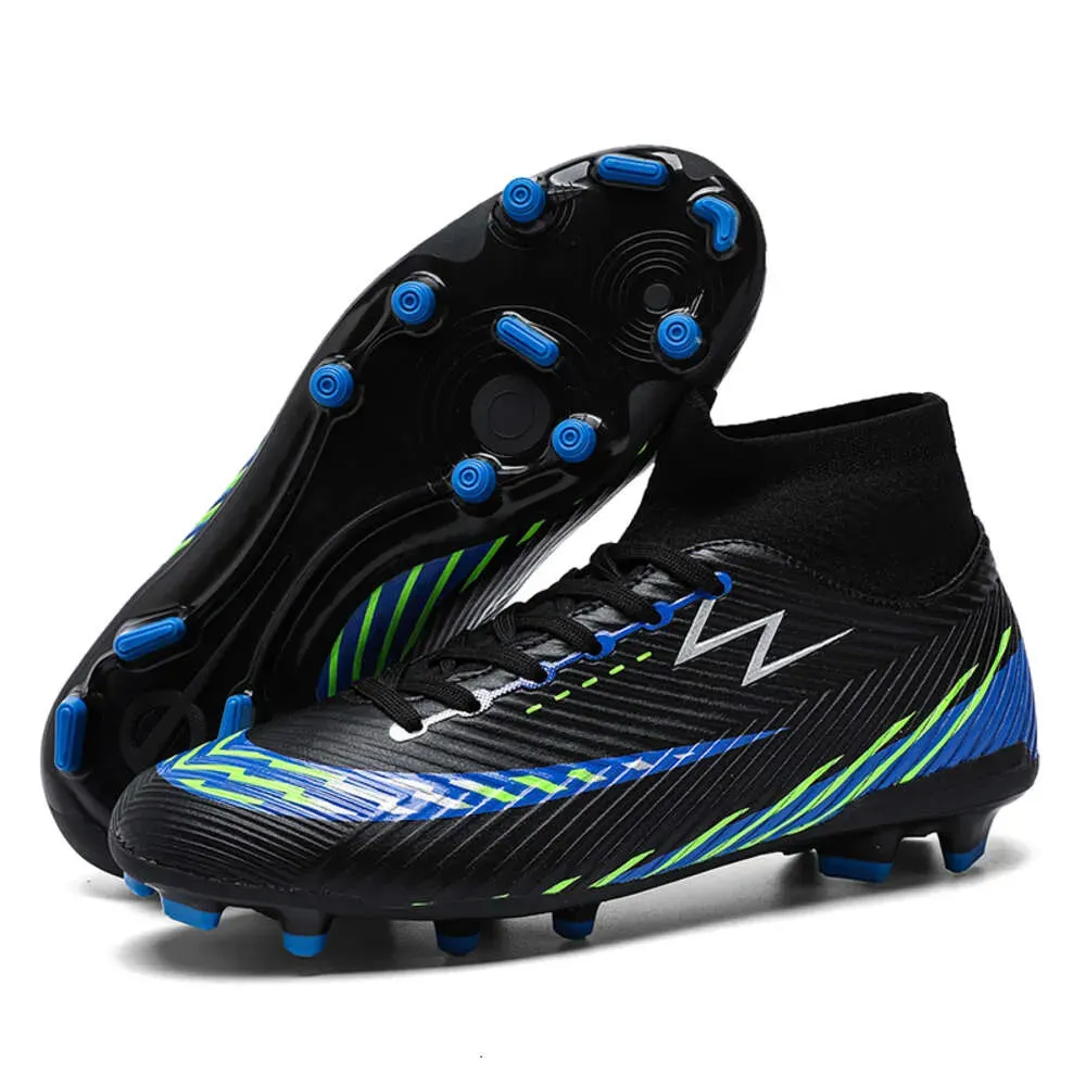 New High Quality Boots TPU Natural Grass Anti slip and Breathable Soccer Match men Football Shoes