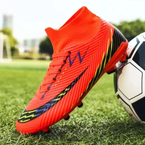 New High Quality Boots TPU Natural Grass Anti slip and Breathable Soccer Match men Football Shoes