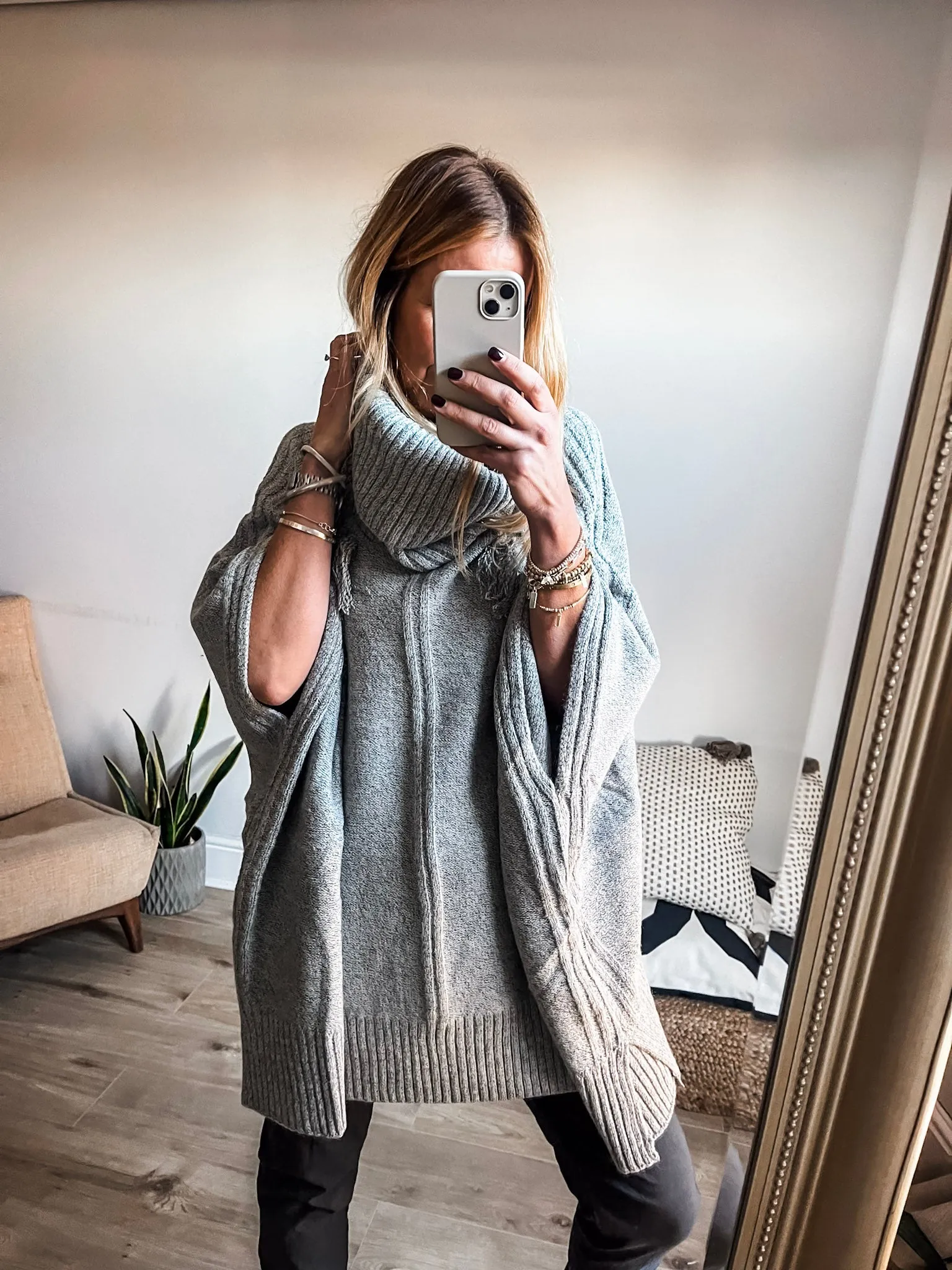 Roll Neck Tassel Poncho